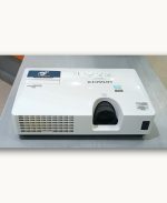 HITACHI CP-X2521WN